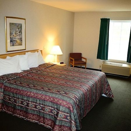 Ameriway Inn And Suites Bad Axe Buitenkant foto