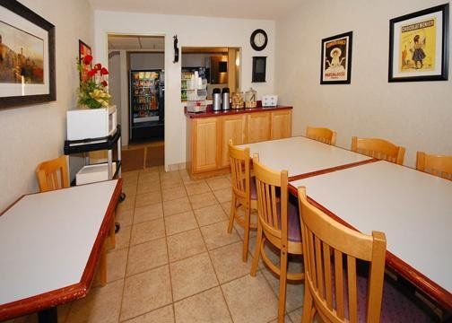 Ameriway Inn And Suites Bad Axe Buitenkant foto