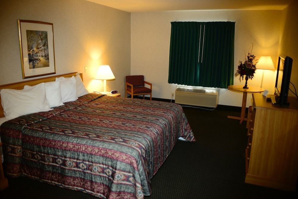 Ameriway Inn And Suites Bad Axe Buitenkant foto